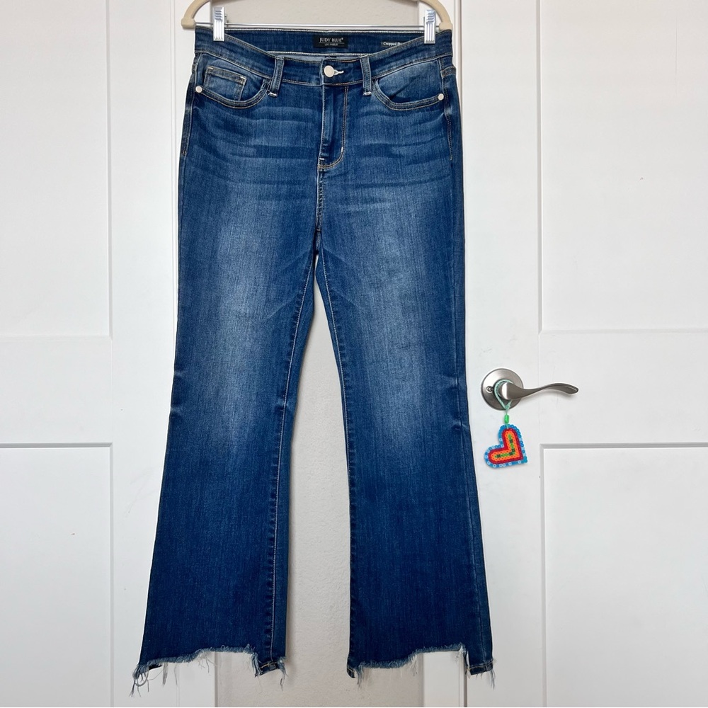 Size 7/28 Judy Blue Cropped Boot Jeans